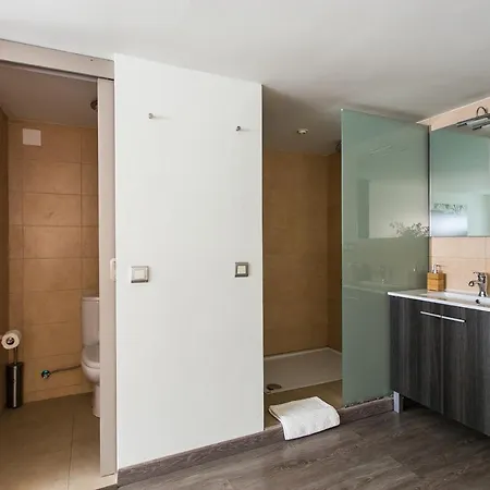 Apartment 4 *