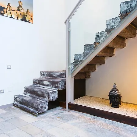 Apartment 4