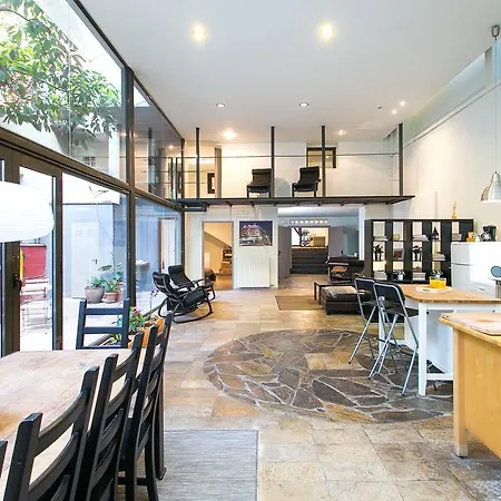 Apartment 4